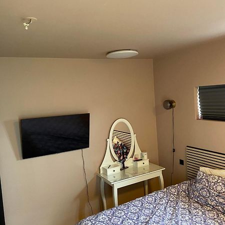 Spacious 3Br Condo Near Blue Lagoon 15M Airport 9M Njarthvik Exterior photo