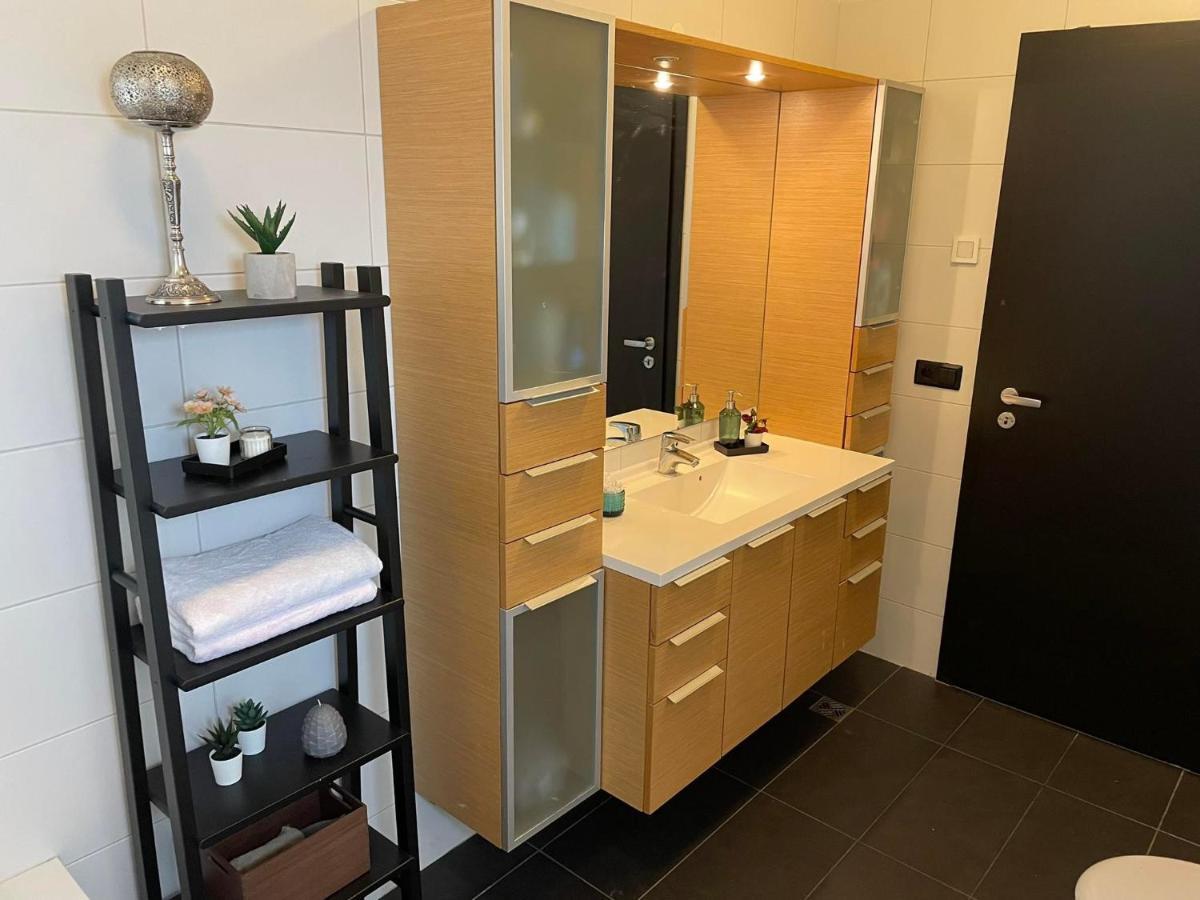 Spacious 3Br Condo Near Blue Lagoon 15M Airport 9M Njarthvik Exterior photo