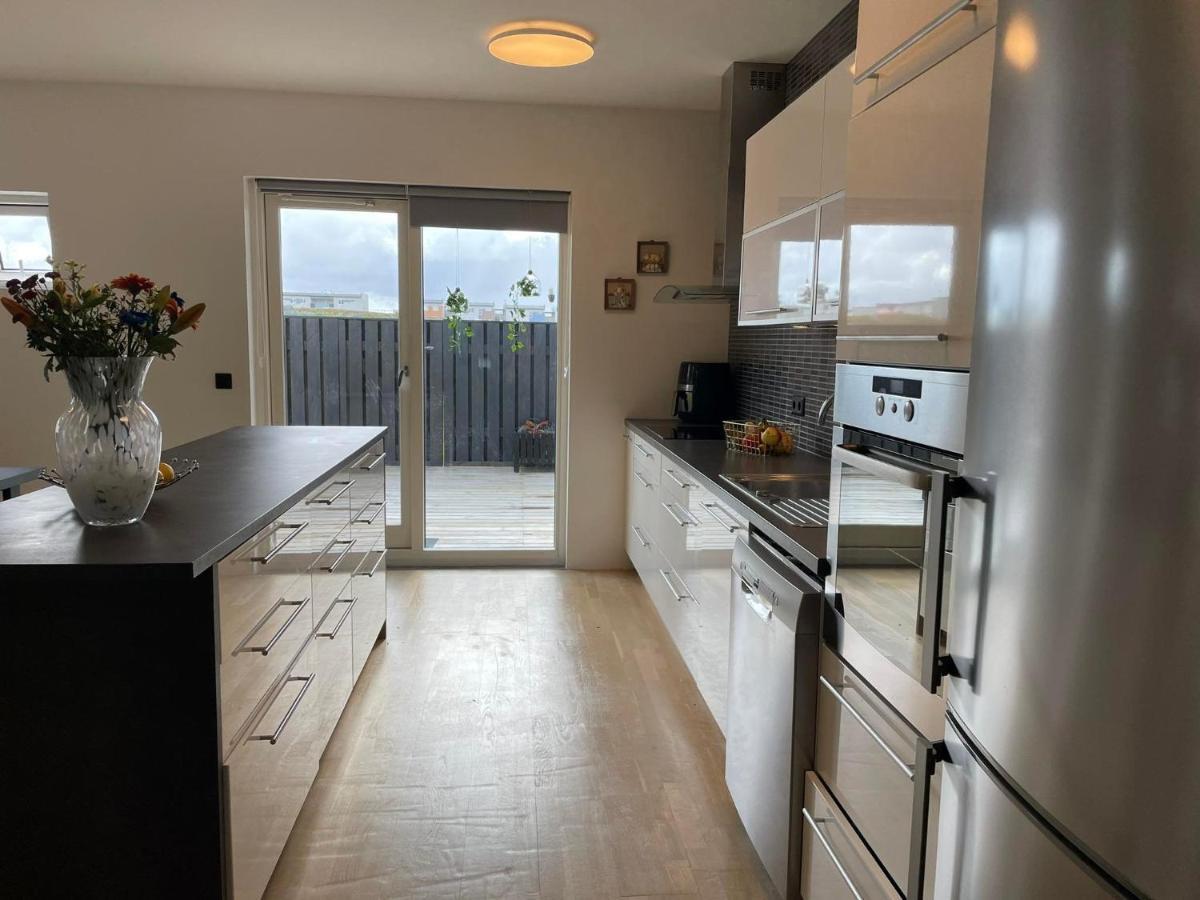 Spacious 3Br Condo Near Blue Lagoon 15M Airport 9M Njarthvik Exterior photo