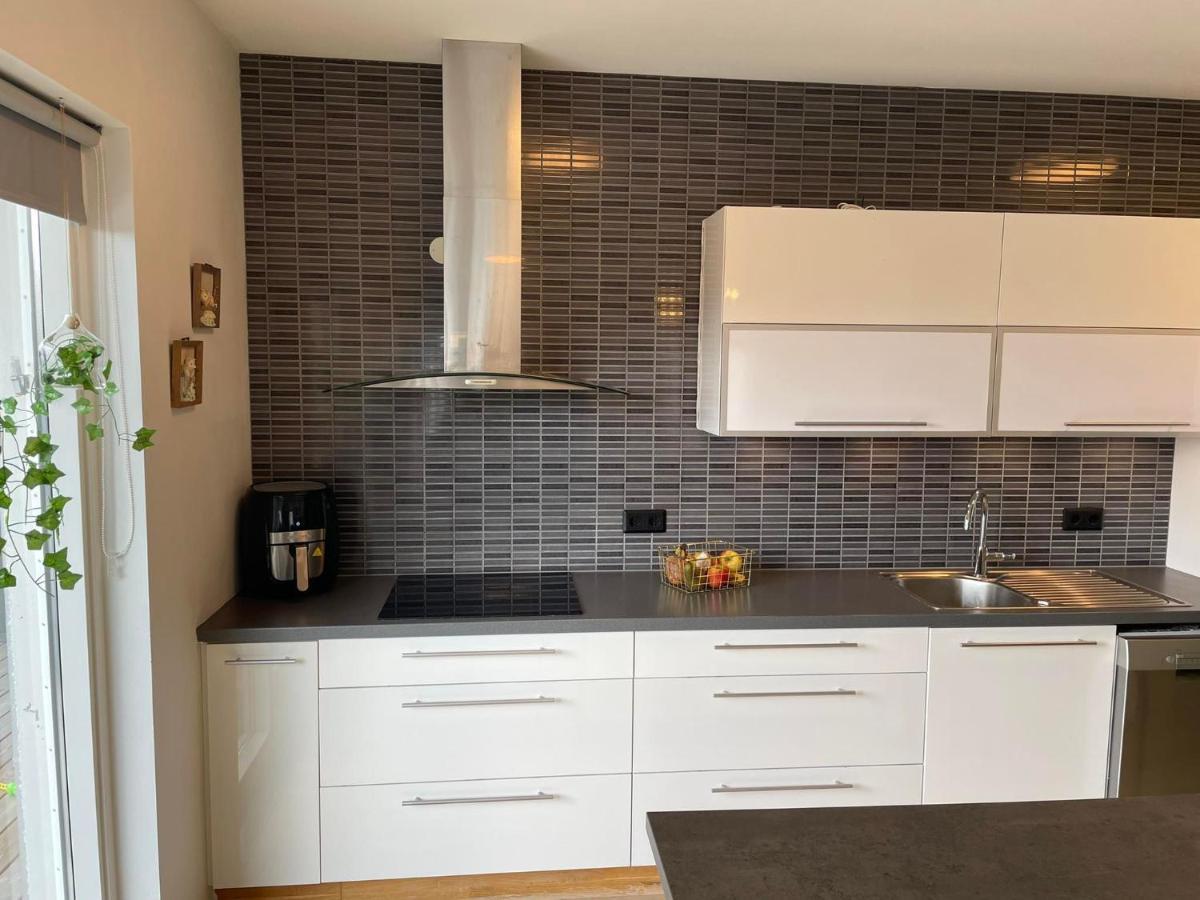 Spacious 3Br Condo Near Blue Lagoon 15M Airport 9M Njarthvik Exterior photo